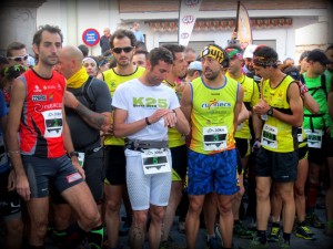 Apunto de dar la salida en la carrera de la cabra, en Montanejos